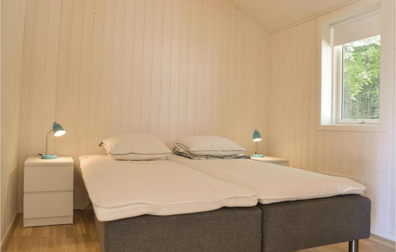 Amazing Home In Tikob With Kitchen エクステリア 写真